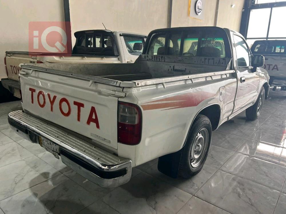 تويوتا هايلوكس